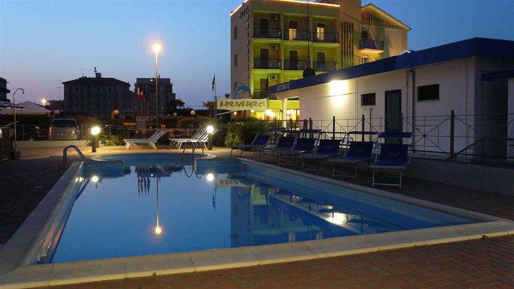 ليدو دي سافيو Residence Moderno المظهر الخارجي الصورة