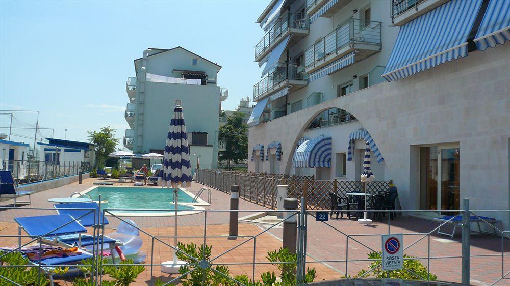 ليدو دي سافيو Residence Moderno المظهر الخارجي الصورة