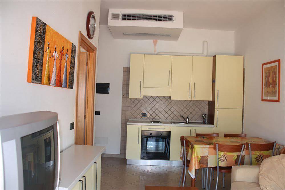ليدو دي سافيو Residence Moderno المظهر الخارجي الصورة