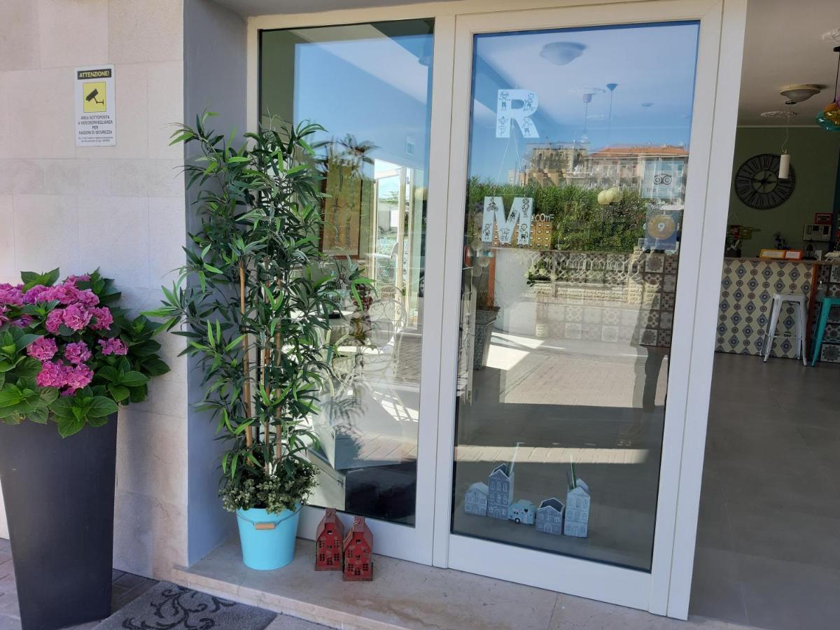 ليدو دي سافيو Residence Moderno المظهر الخارجي الصورة